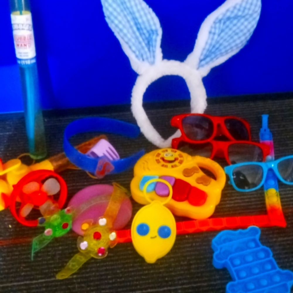 Party pack Colorful Toy and Accessory Set#16 items